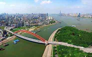 黄冈学校信息化办公平台选型指南：平衡功能与预算的实践之道